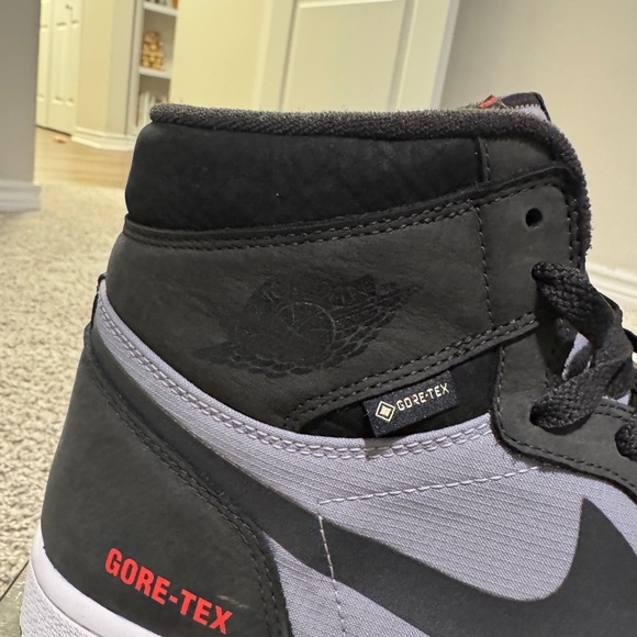 Nike Jordan 1 Element Gore-Tex “Black Infrared” - Picture 4 of 7